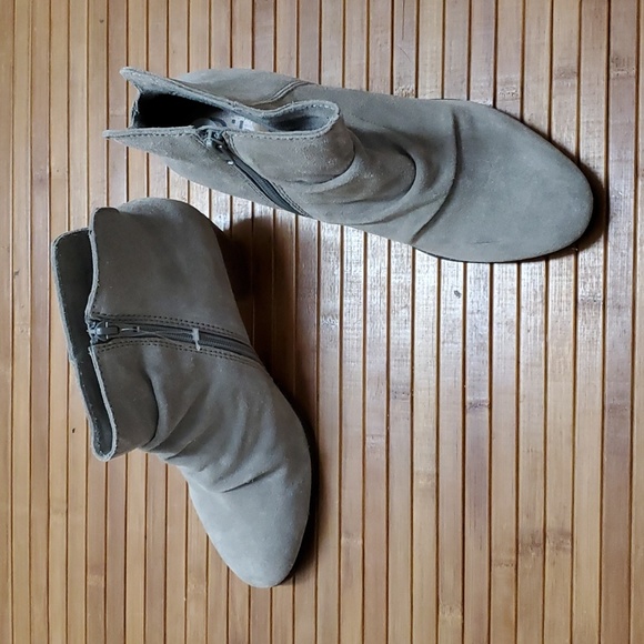 DIBA, Women's Gray Suede Sandra Slouchy Heeled Booties, Various Sizes, NWOT - Picture 4 of 12